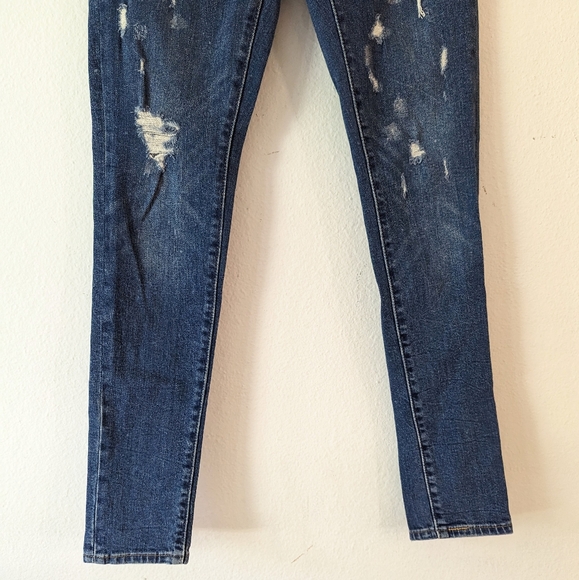 Levi's 711 Distressed Skinny Jeans - Picture 4 of 8